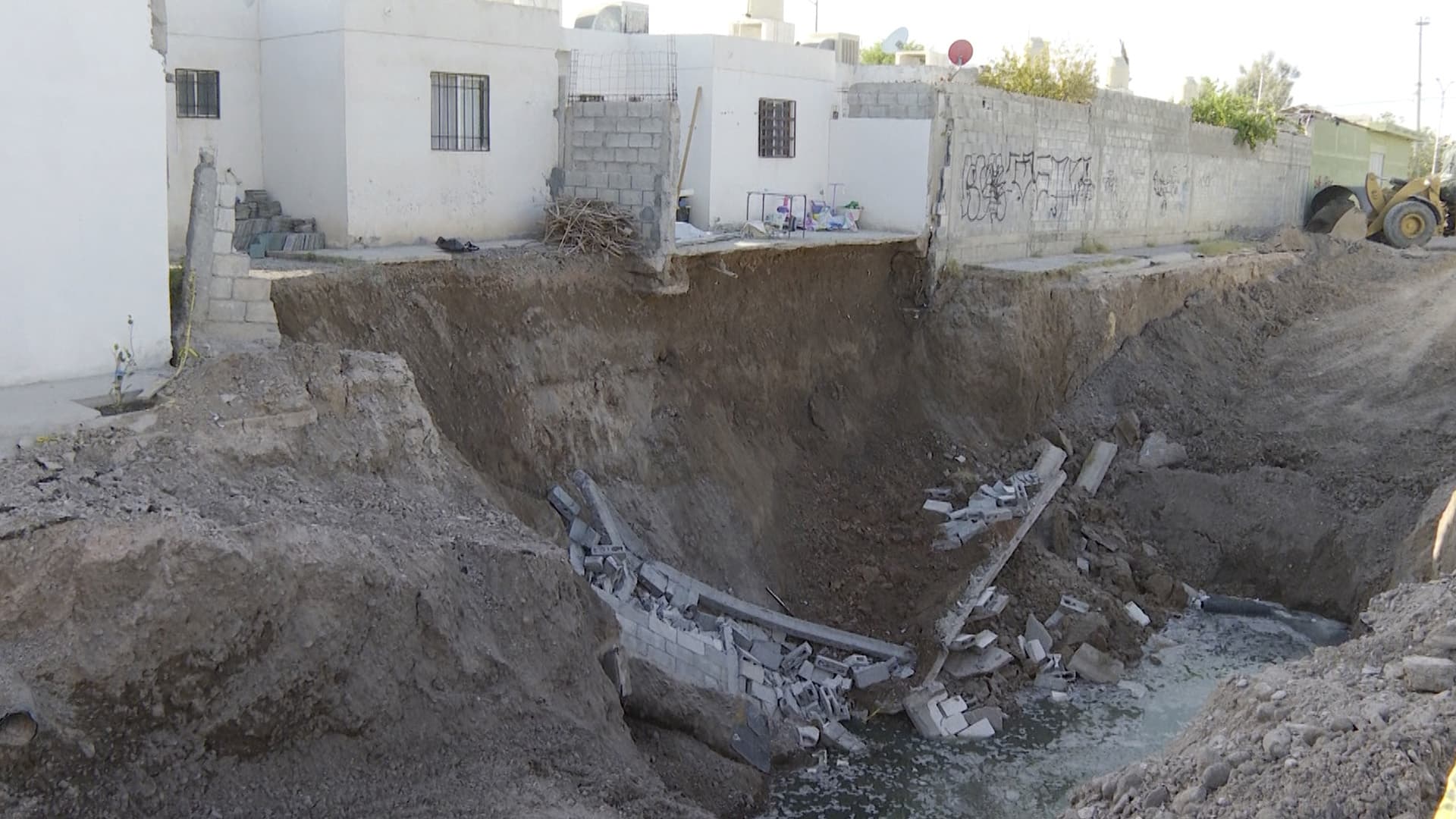 Derrumbe Provoca Colapso de Casas en Colonia Rincón del Bosque en Torreón