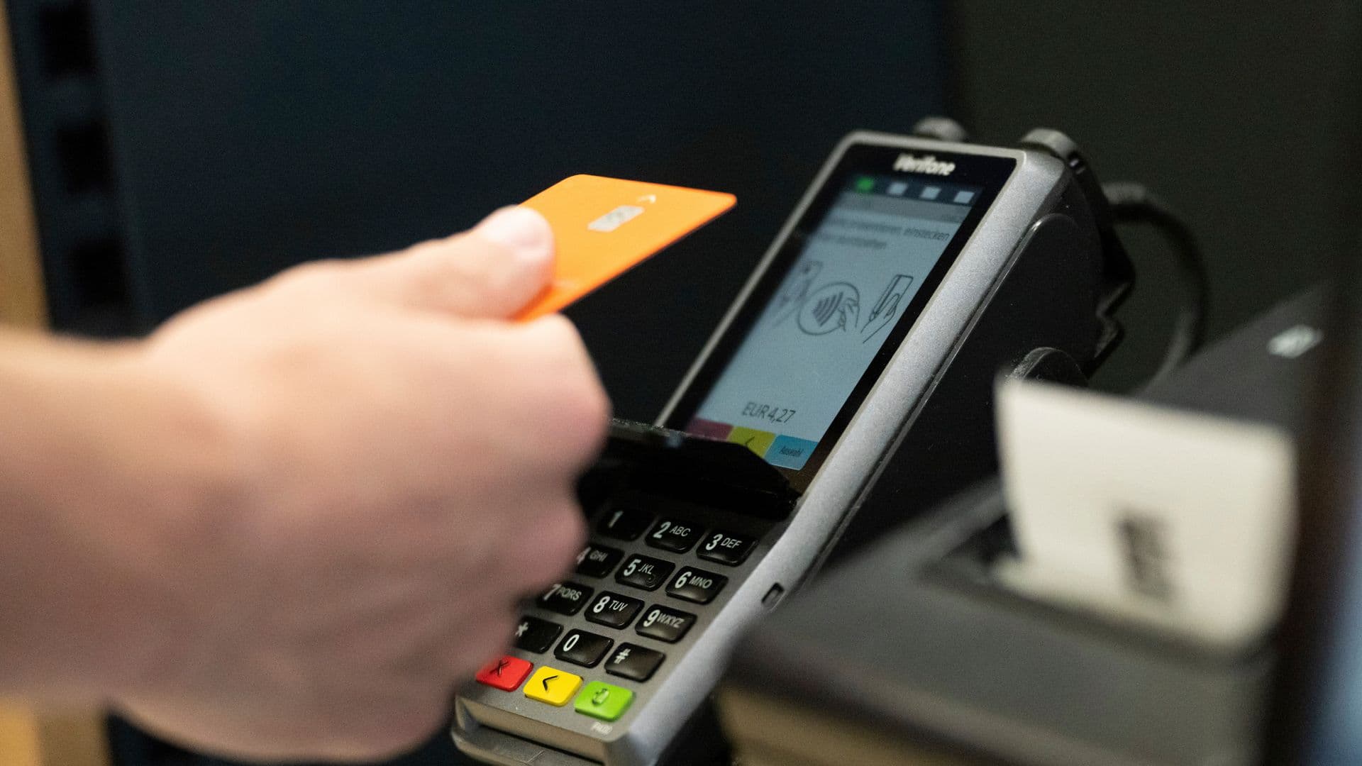 Diputados Aprueban Nueva Ley de Economía Digital para Reducir Uso de Efectivo