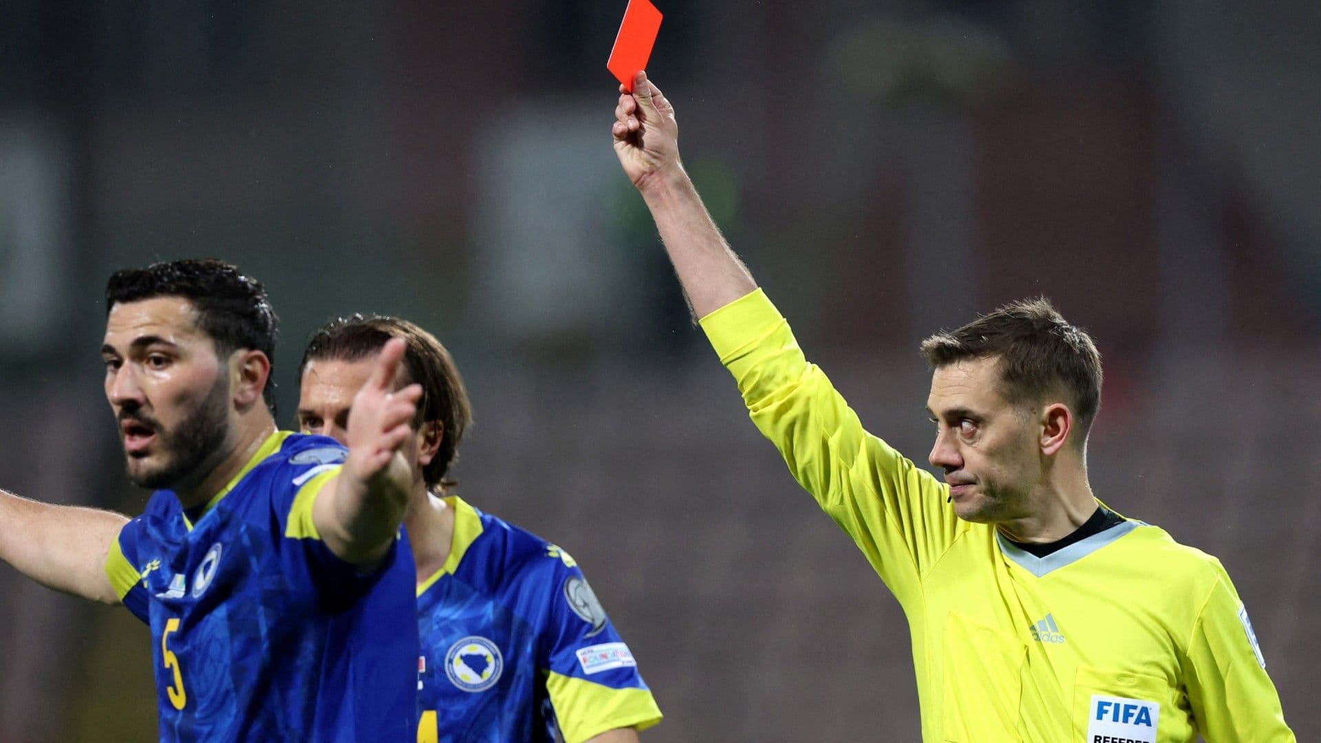 FIFA Cambia Reglas de Tarjetas Amarillas y Rojas para el Mundial; Aumenta Dinero a Selecciones