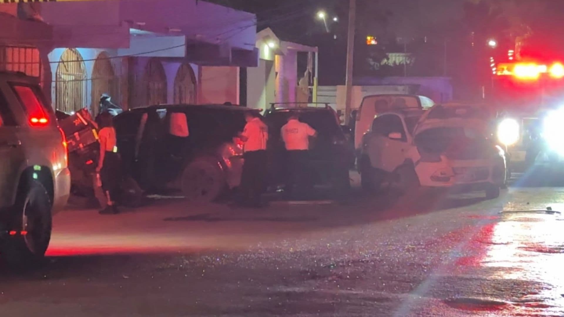 Dos Muertos y Varios Vehículos Dañados tras Aparatoso Accidente en Matamoros