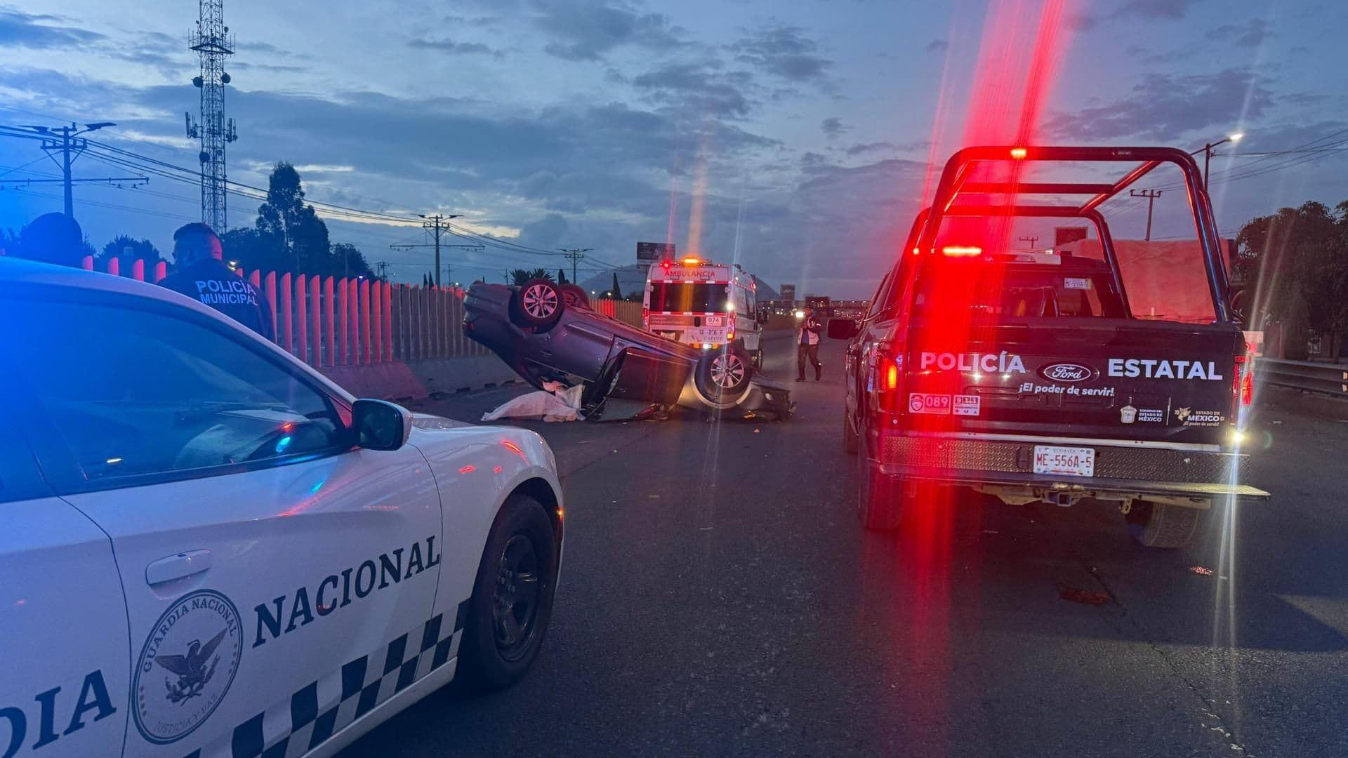 Fatal Accidente en la México-Puebla: Cierres en Puente Rojo, Valle de Chalco