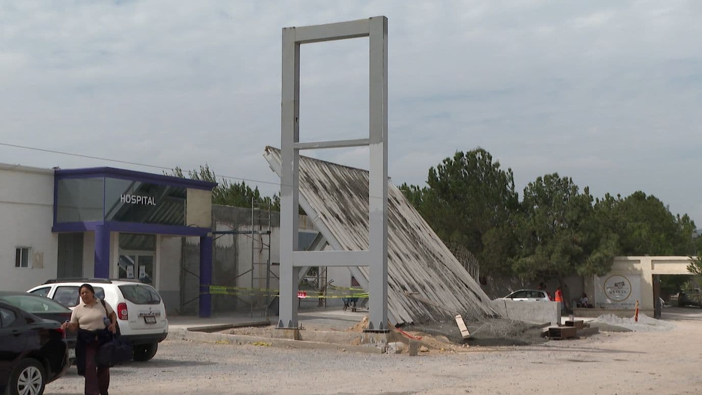 Hombre Resulta Gravemente Herido al Colapsar Estructura en Ramos Arizpe, Coahuila