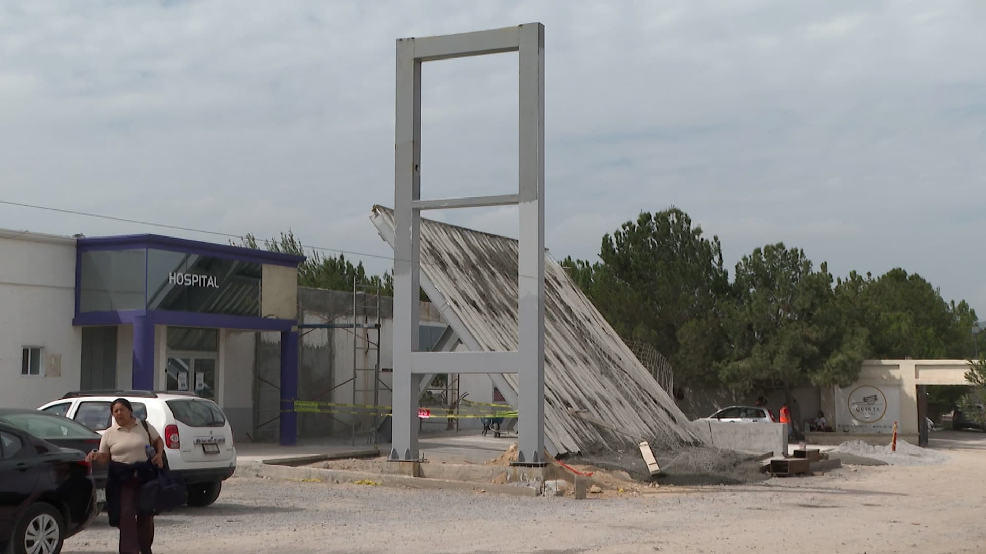 Hombre Resulta Gravemente Herido al Colapsar Estructura en Ramos Arizpe, Coahuila