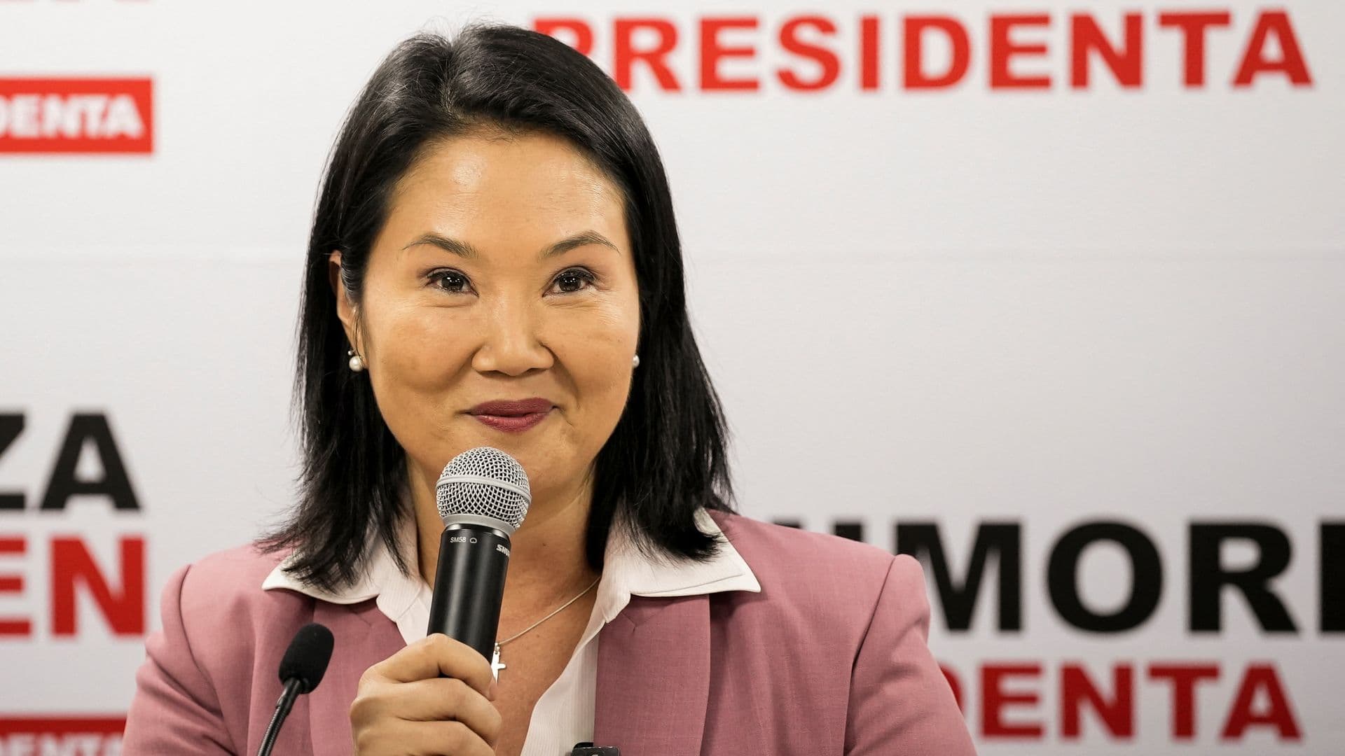La Derechista Keiko Fujimori Gana las Elecciones en Perú