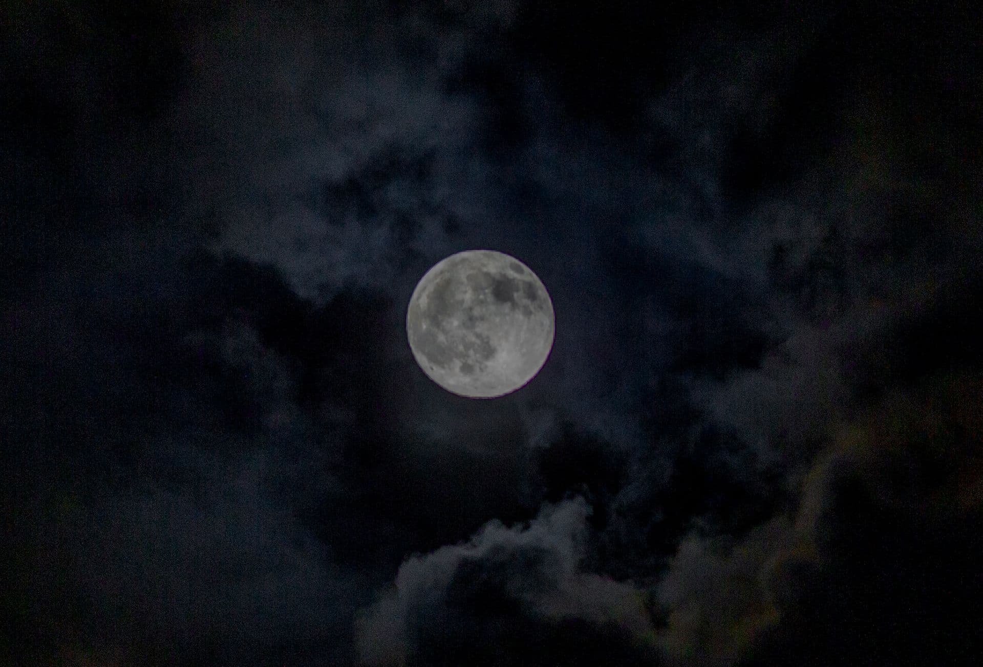 Luna del Cazador 2026: Cuándo y Cómo ver la Luna Llena de Octubre en México