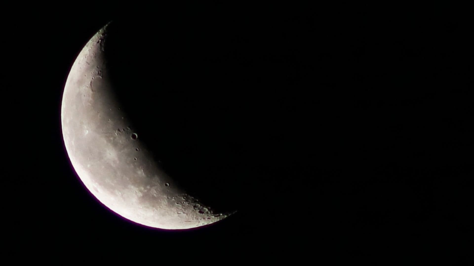 ¿Cuándo Es la Luna Menguante en Agosto 2026 y A Qué Hora Sale? Calendario de Fases Lunares