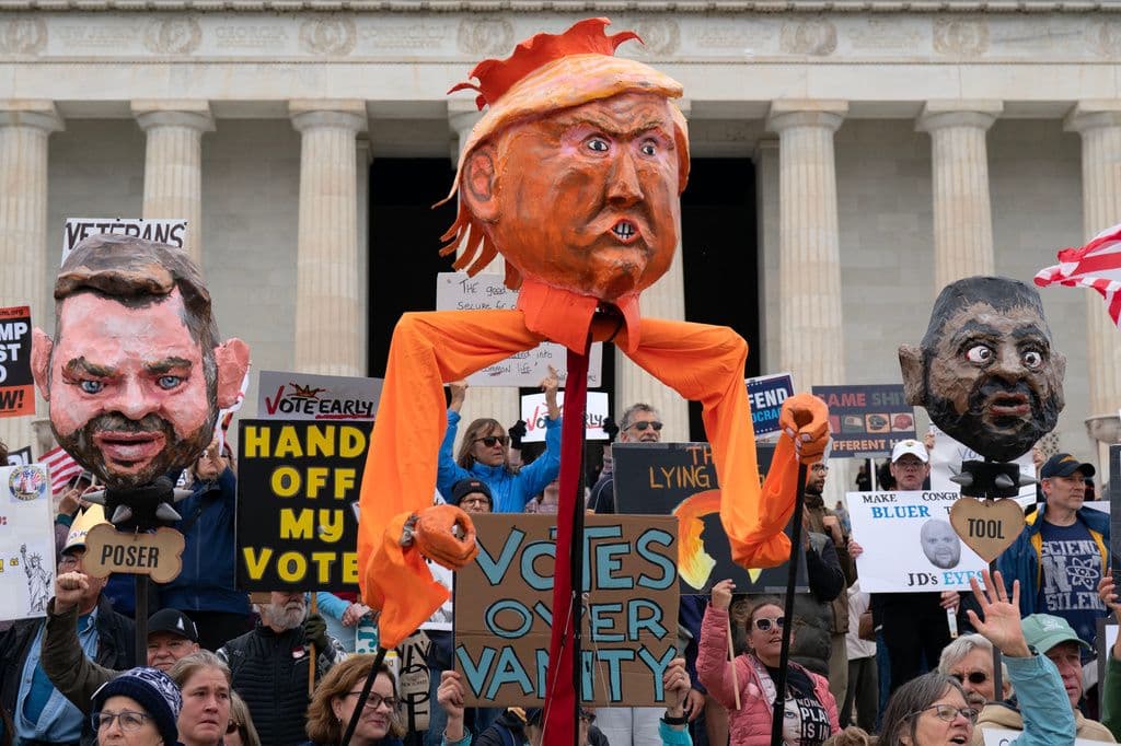 Marcha No Kings en EUA: Opositores a Trump Convocan a Impulsar el Voto Anticipado