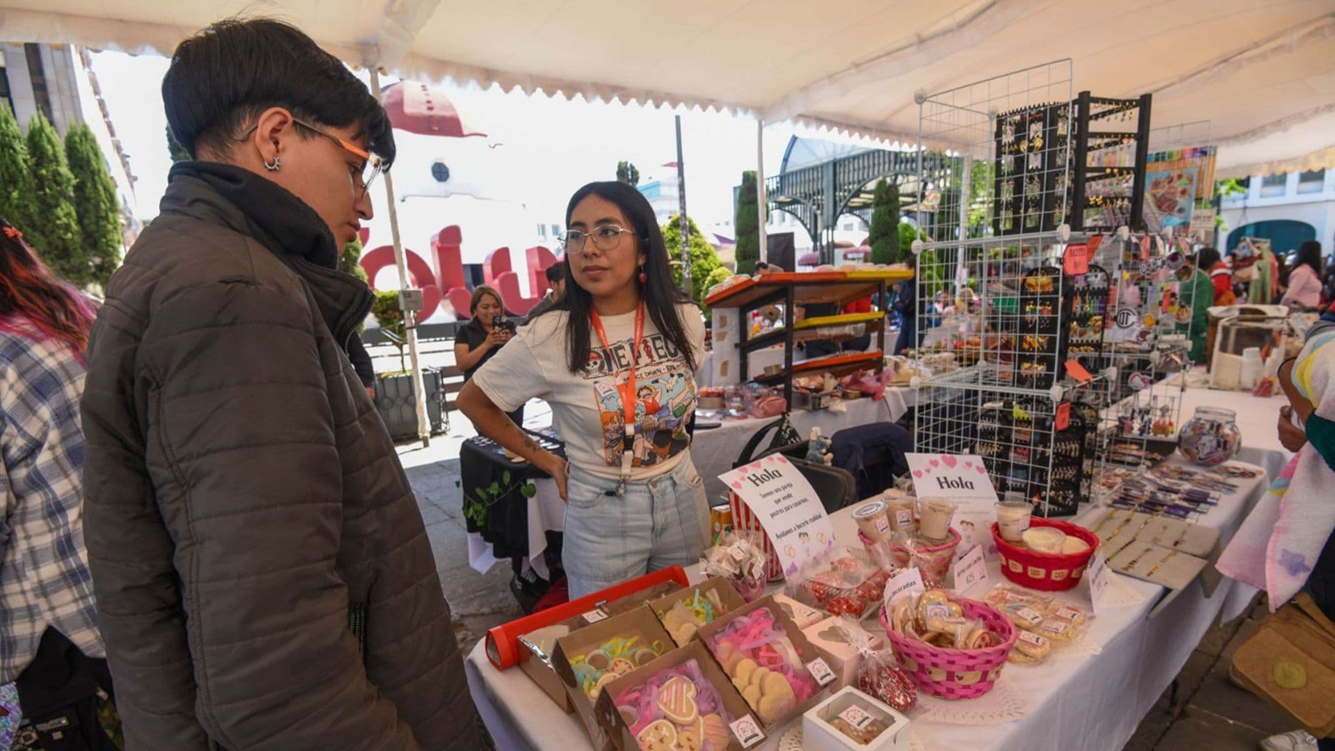 Gobierno Anuncia Plan para que Micros y Pequeñas Empresas Simplifiquen Trámites