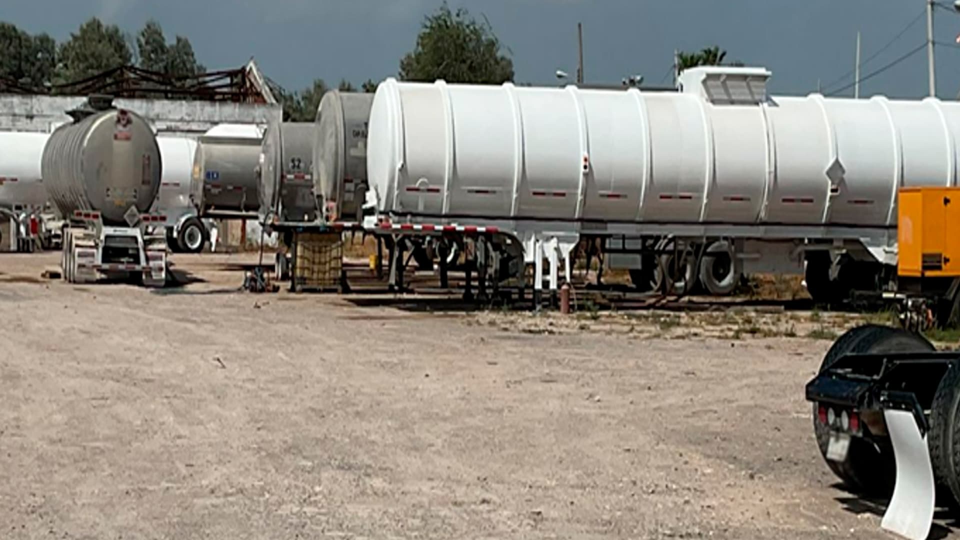 FGR Asegura 164 Mil Litros de Hidrocarburo y 3 Tractocamiones en Tamaulipas