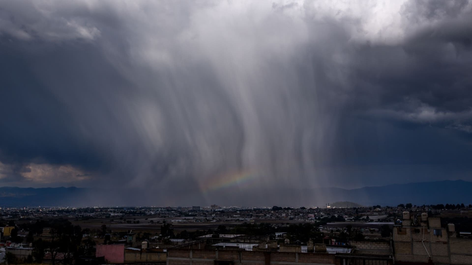 Por Qué Hay Lluvias Más Intensas en Menos Tiempo: el Cambio Climático Explicado