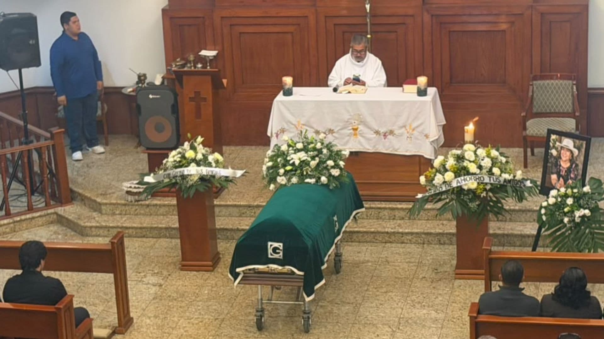 Realizan Misa de Cuerpo Presente para Subdirectora Asesinada en Torreón, Coahuila
