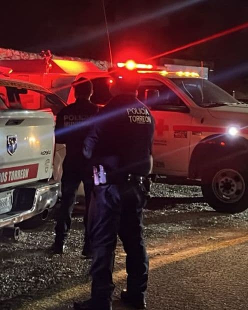 Rescatan a Dos Personas Extraviadas en el Cerro de las Noas en Torreón, Coahuila