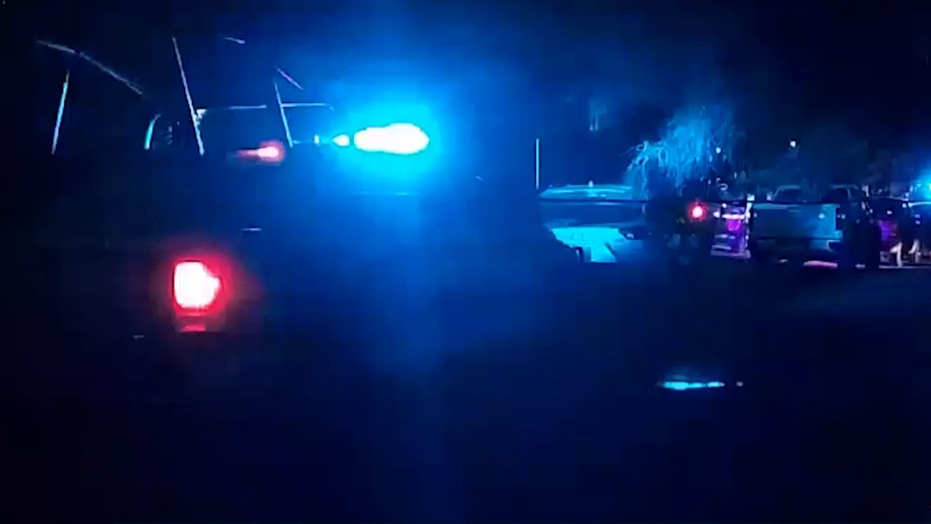 Se Incendia Vehículo en Persecución por Sujeto que Atacó a Familia con Machete en Coahuila