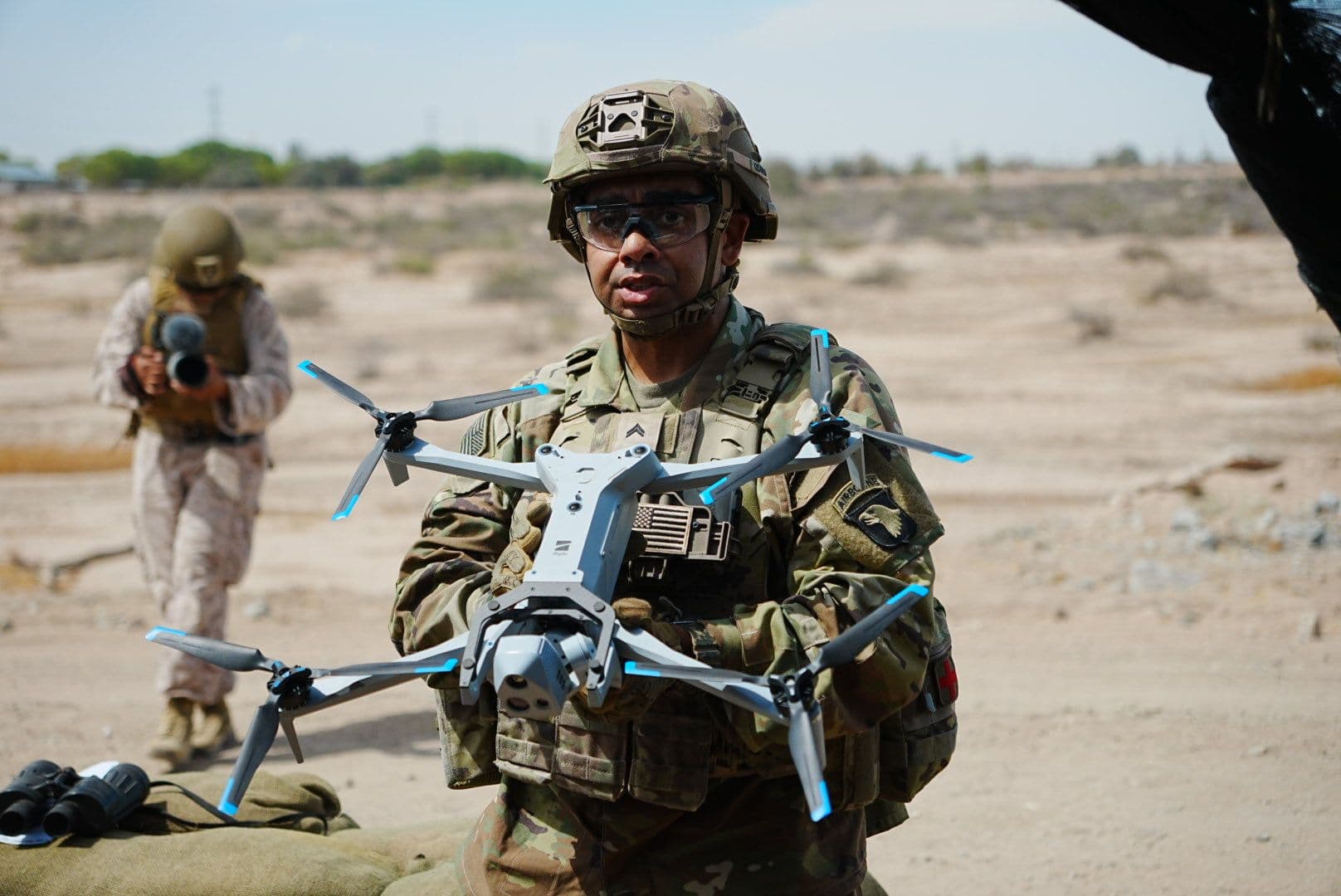 Soldados de EUA Usan Tecnología de Punta para Derribar Drones de Cárteles en la Frontera