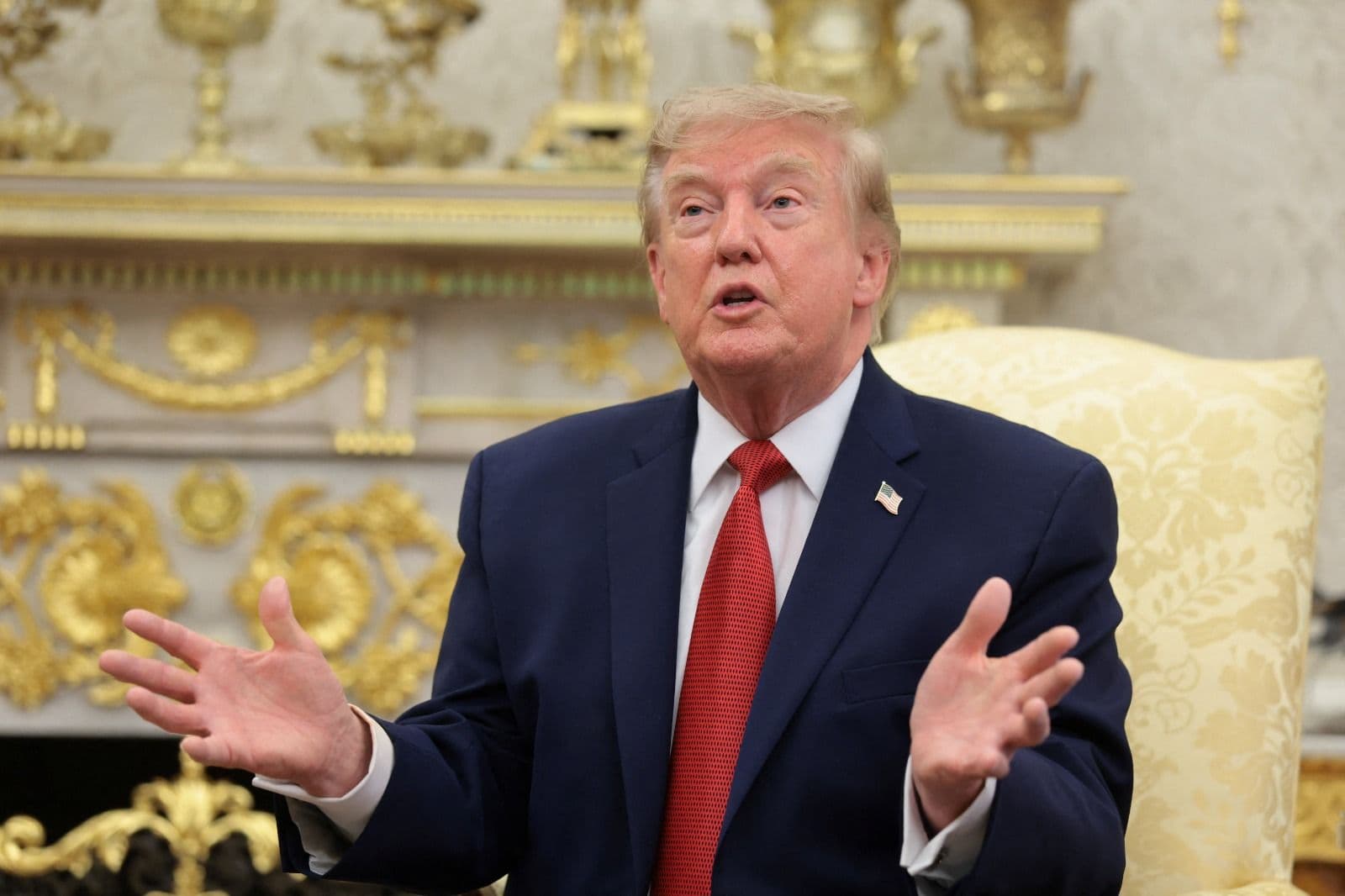 Trump Anuncia Suspensión Temporal de Aranceles del 50 % Contra Canadá