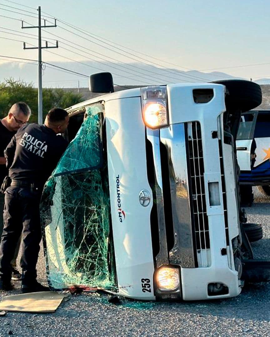 Los 14 trabajadores que eran transportados, regresan a su respectivos domicilios al momento del accidente