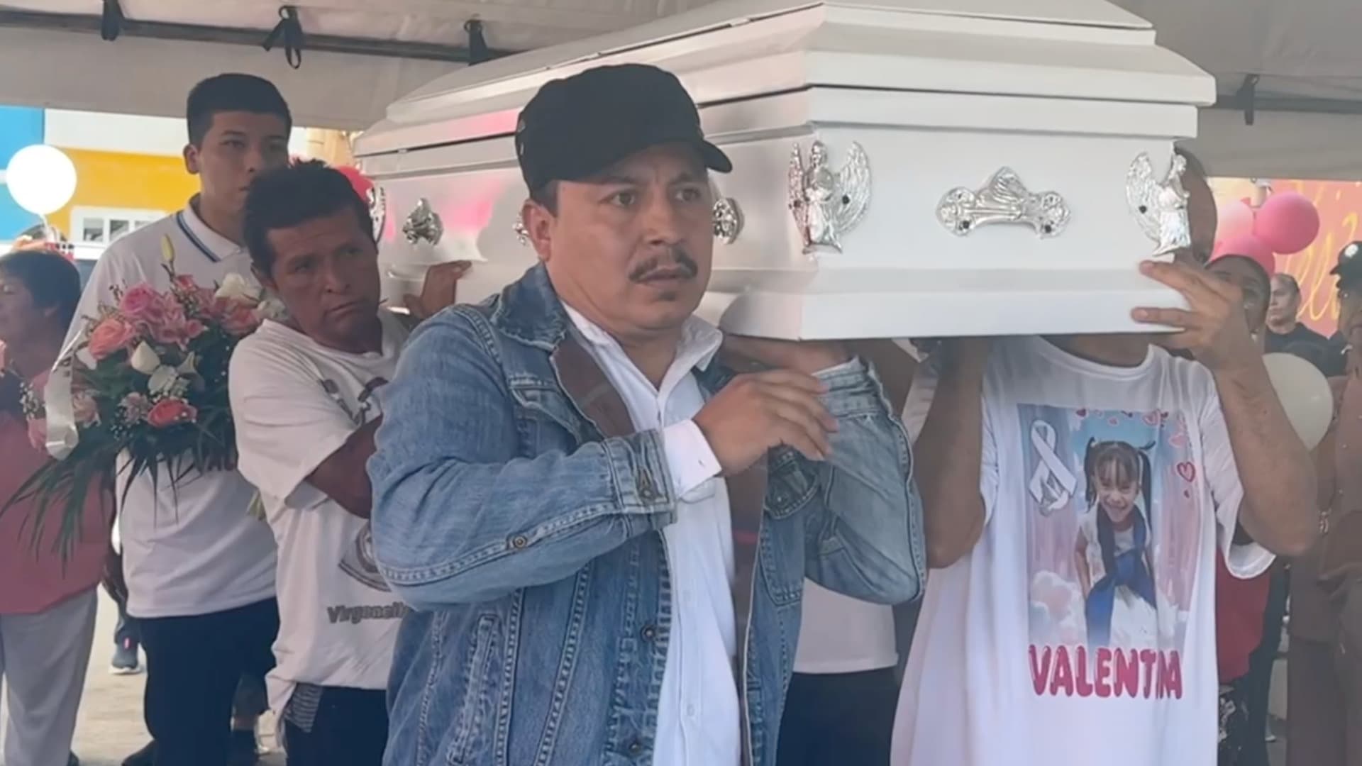 La menor fue despedida por familiares y amigos en Irapuato.