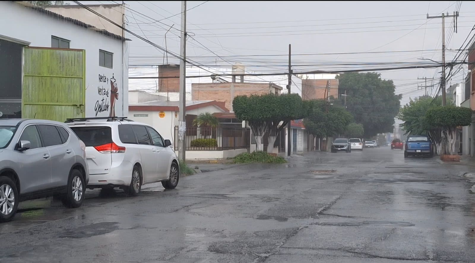 Fuerte Lluvia en San Luis Potosí; Estas son las Calles que Reportan Cerradas