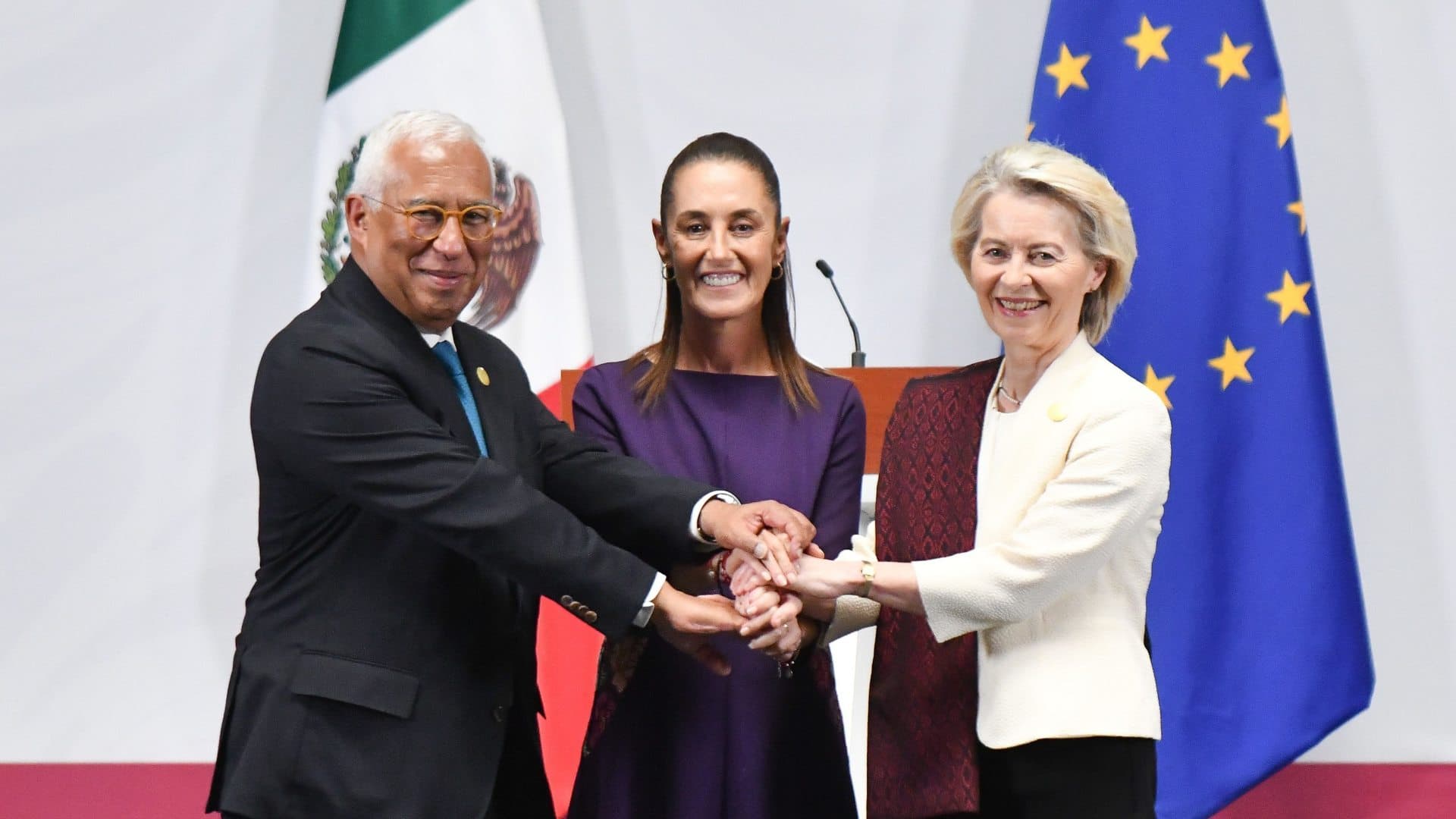 Claudia Sheinbaum durante conferencia con Ursula von del Leyen y António Costa, en Palacio Nacional en mayo 2026. Foto: Cuartoscuro | Archivo