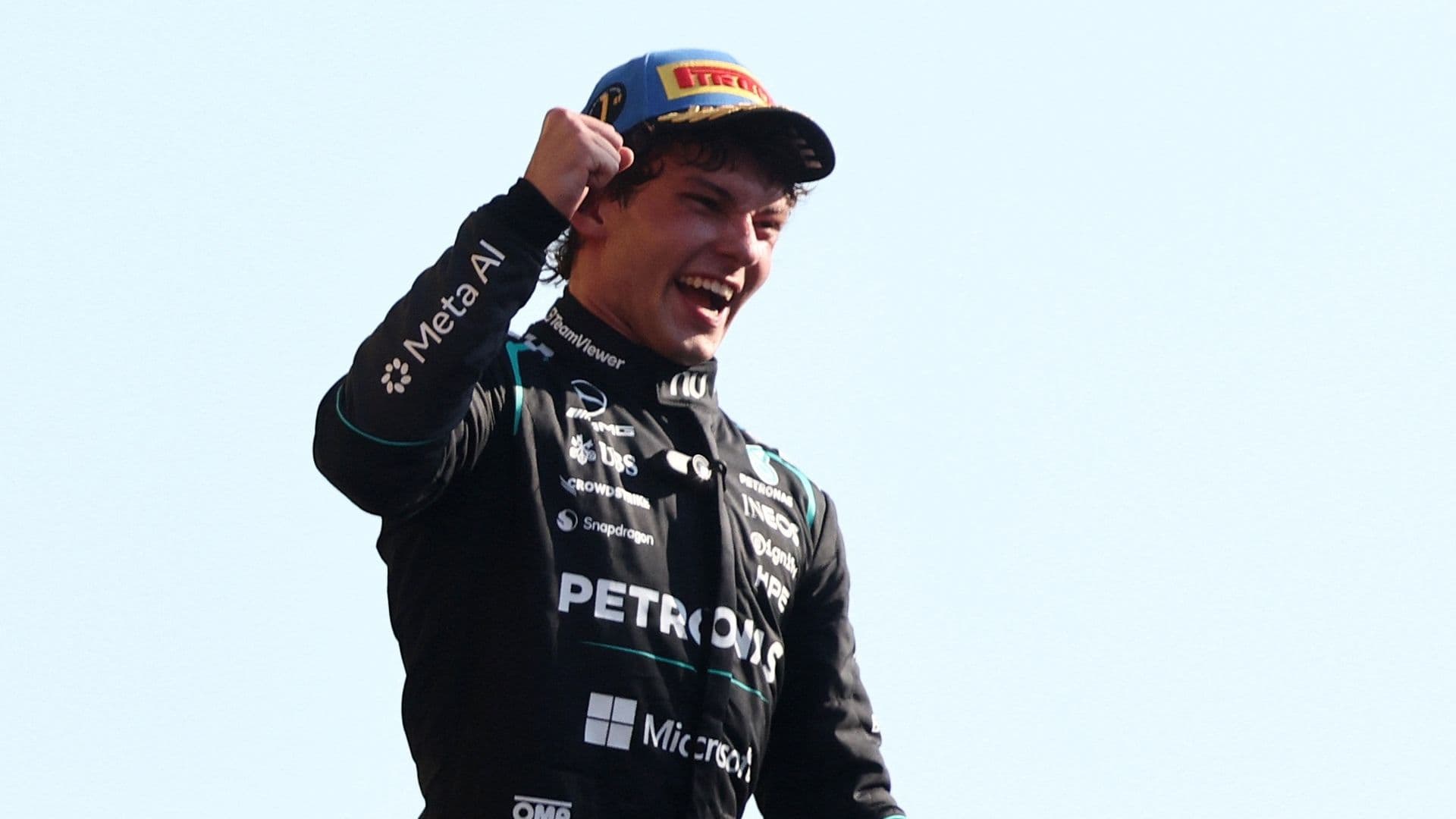 Antonelli arrancó desde la posición 19 y protagonizó una espectacular remontada para ganar en el circuito de Monza