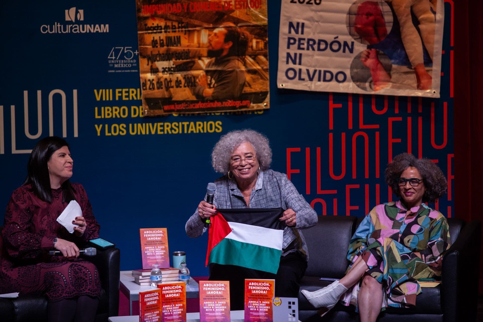 Angela Davis y Gina Dent en la UNAM