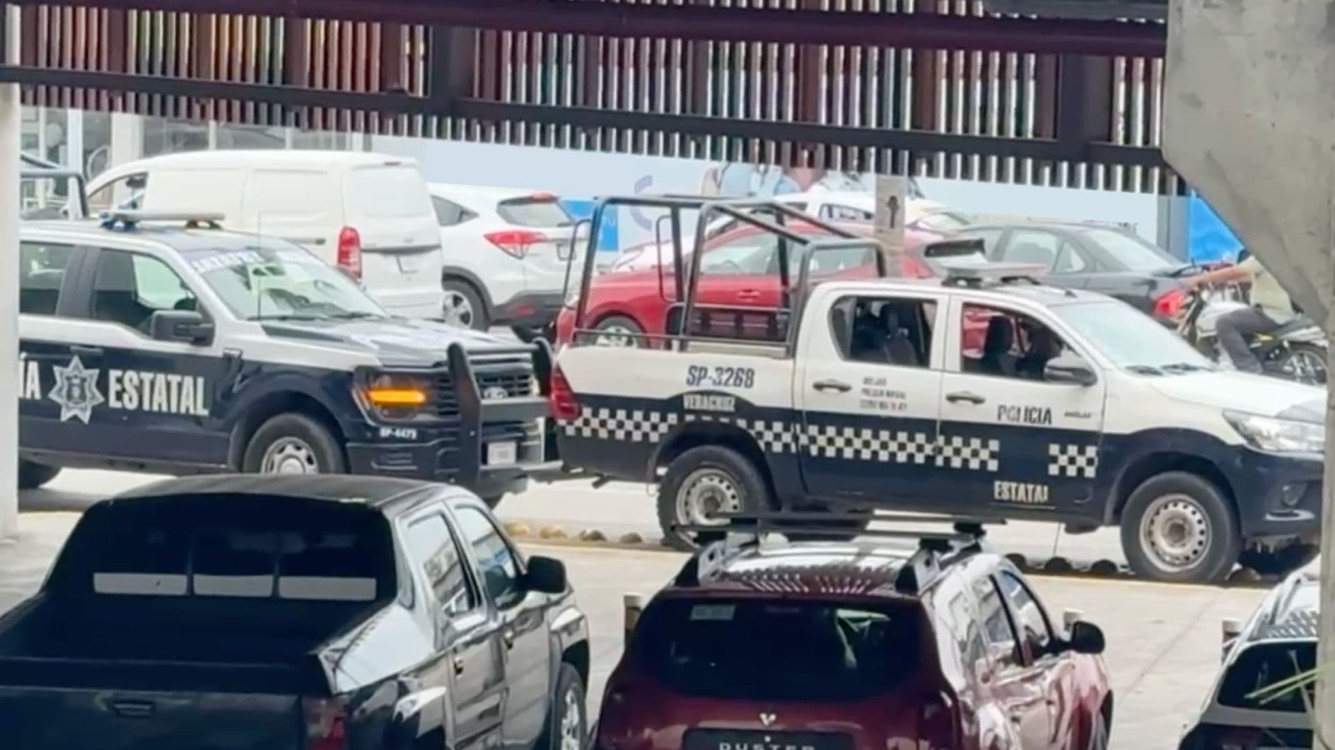 Sujetos Roban Joyería de Plaza Comercial en Boca del Río, Veracruz