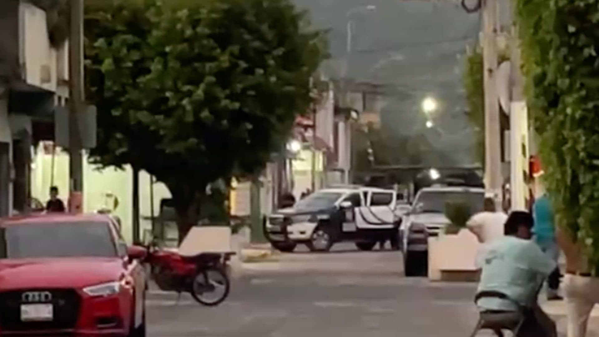 Hombre es Asesinado a Disparos en Cuitláhuac; Realizan Búsqueda de los Agresores