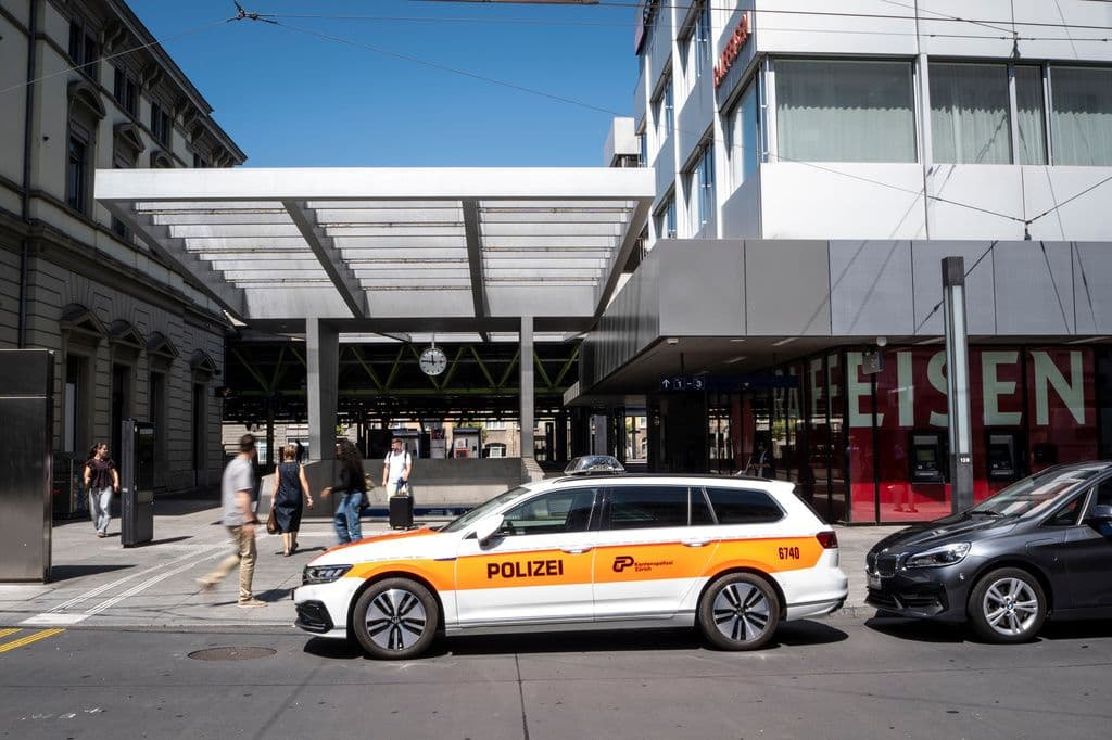 ¿Qué Pasó en Suiza Hoy? “Acto de Terror” Causa Pánico en Estación de Tren