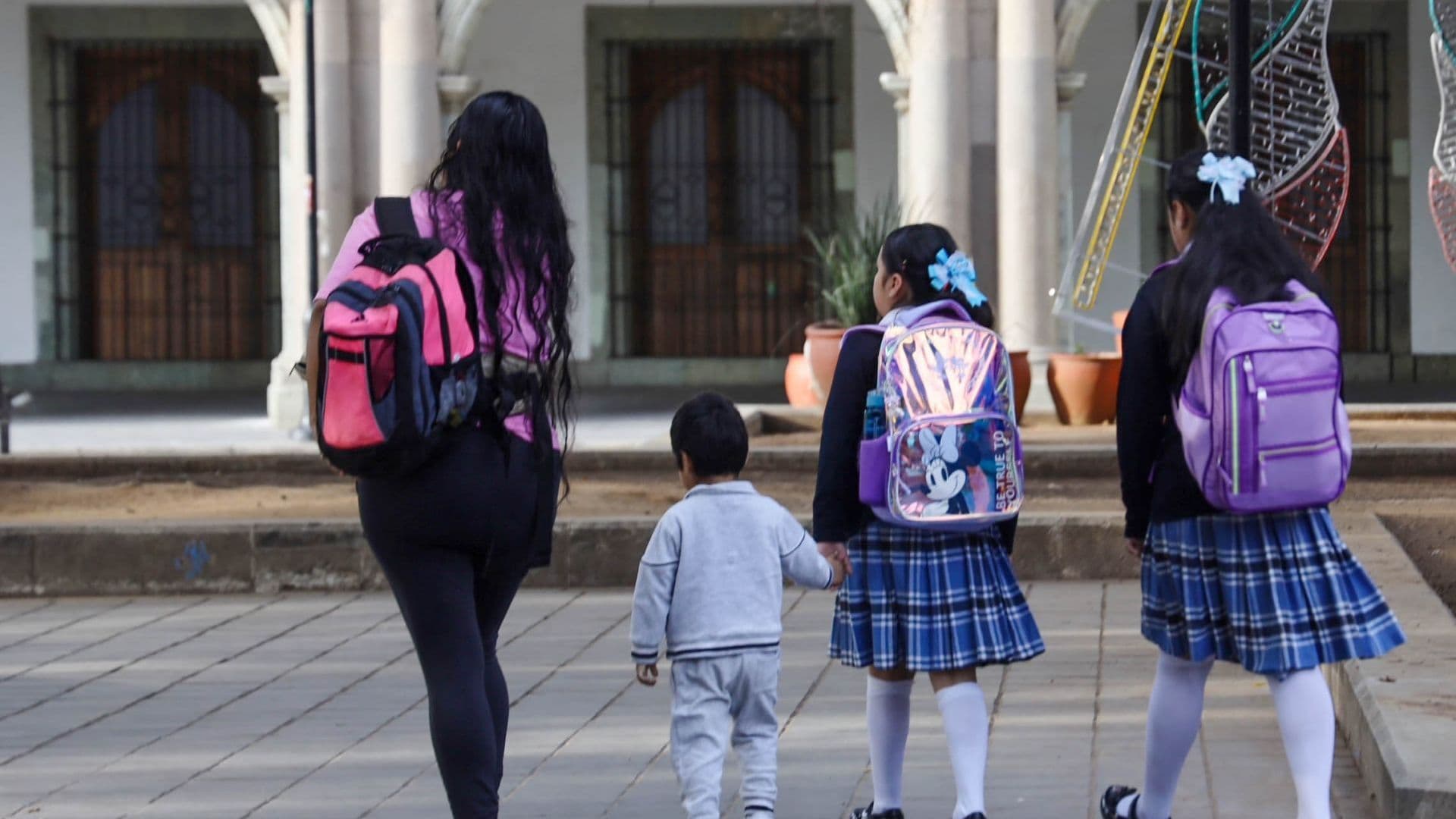 Últimos Días para Pago de $2000: Registro y Requisitos de Beca Pasos Gigantes 2026