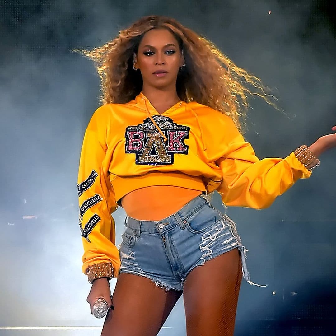 Beyoncé Rinde Homenaje a Selena Quintanilla y Celia Cruz en Nueva Versión de 'B'Day'