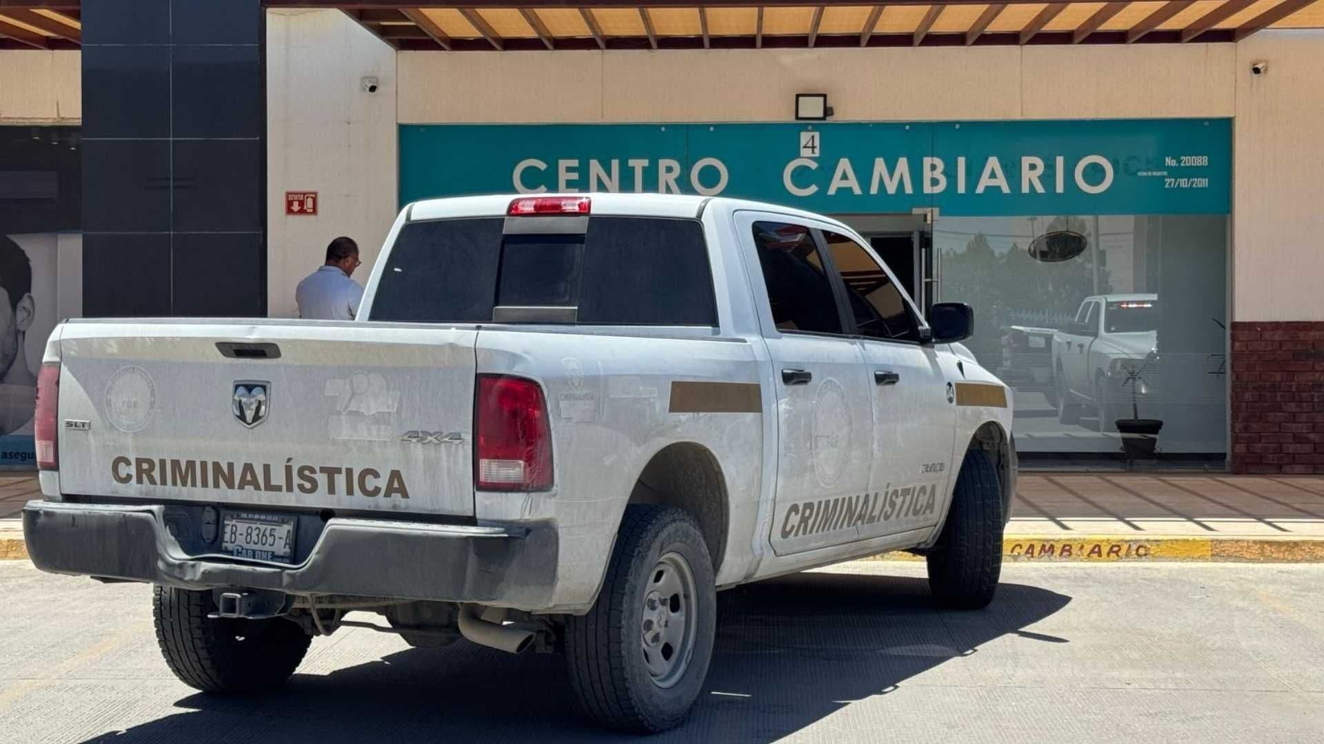 Parquero Ataca con Tijeras a Cajera de Casa de Cambio en Ciudad Juárez