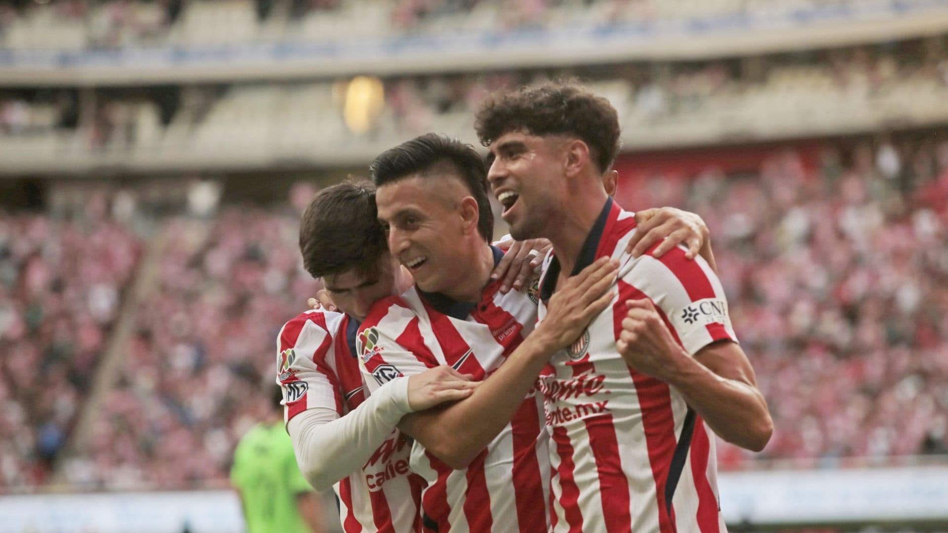 ¿Chivas vs Dallas Pasa Gratis por TV Abierta? Dónde Ver En Vivo y A Qué Hora Pasa el Partido