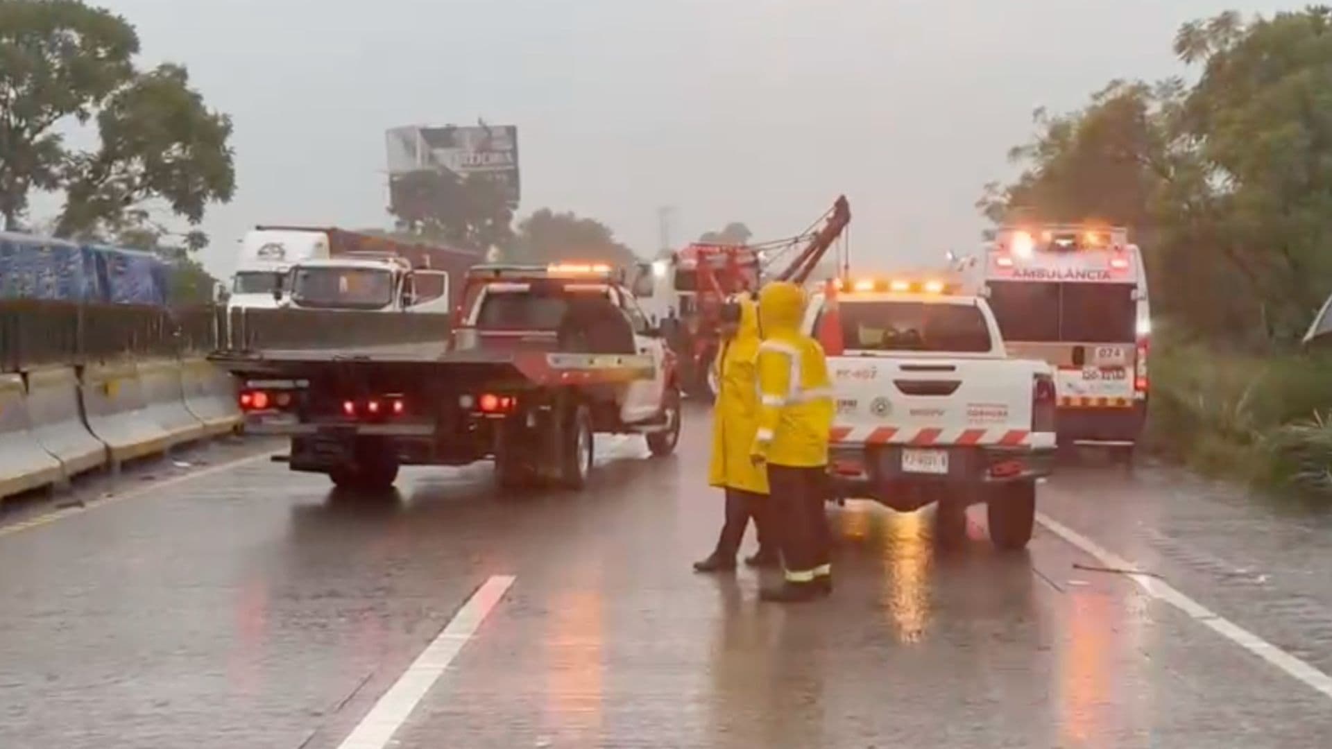 Choque Múltiple Deja Nueve Lesionados y el Cierre de la Carretera Orizaba-Córdoba