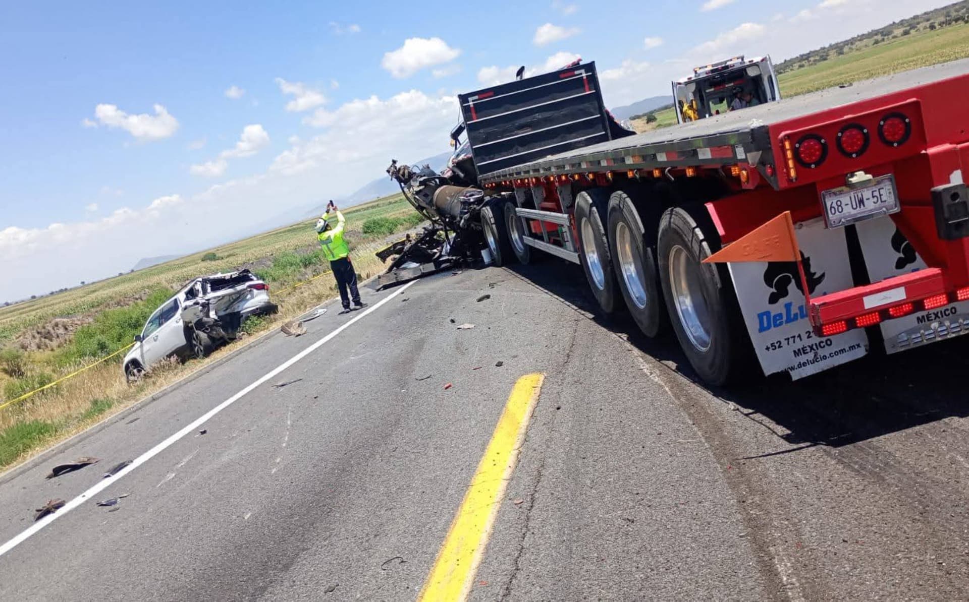 Trasciende que una persona perdió la vida en el accidente.
