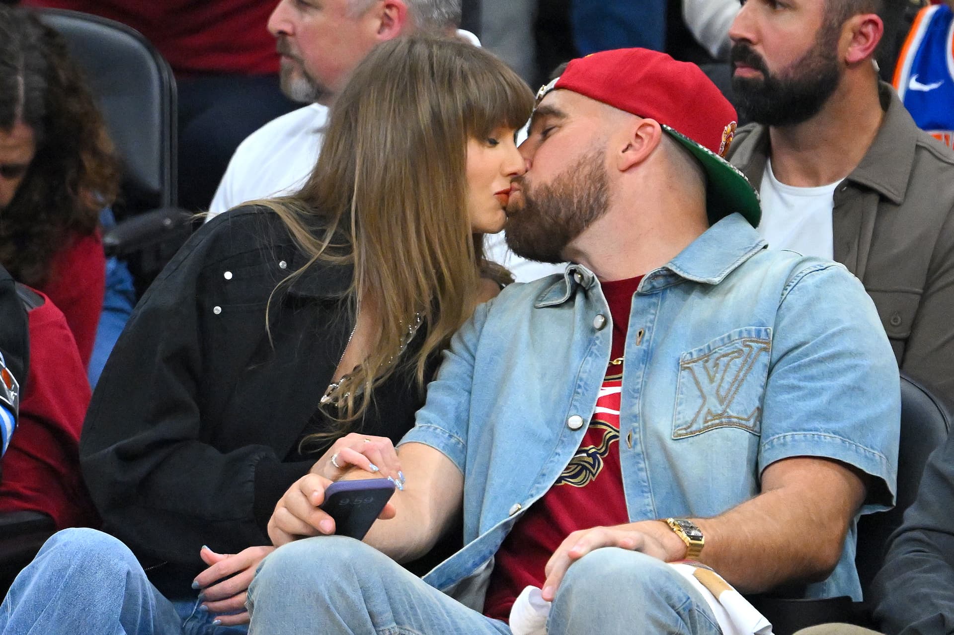 La Boda del Año: ¿Cuándo, Dónde y a Qué Hora se Casa Taylor Swift con Travis Kelce?