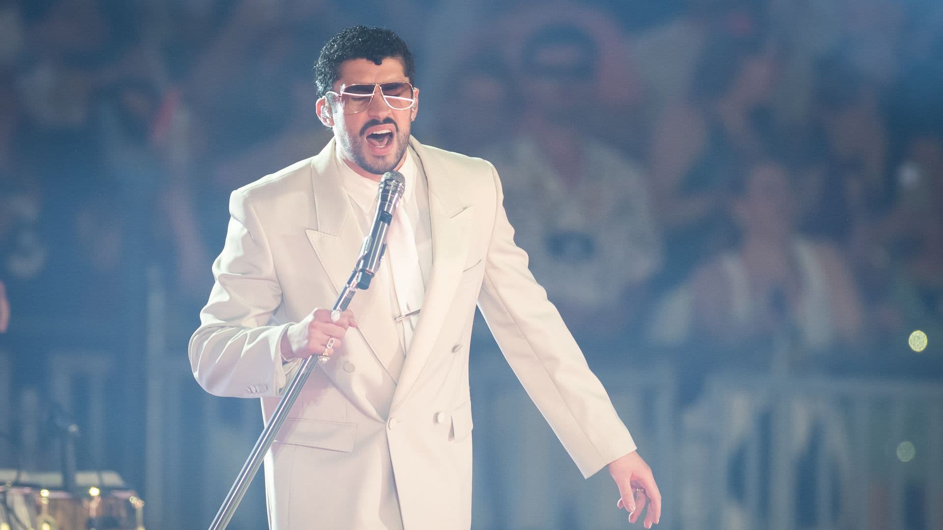 Bad Bunny Pierde Demanda: Exnovia Carliz Gana Batalla por Uso de su Voz en Estas Canciones