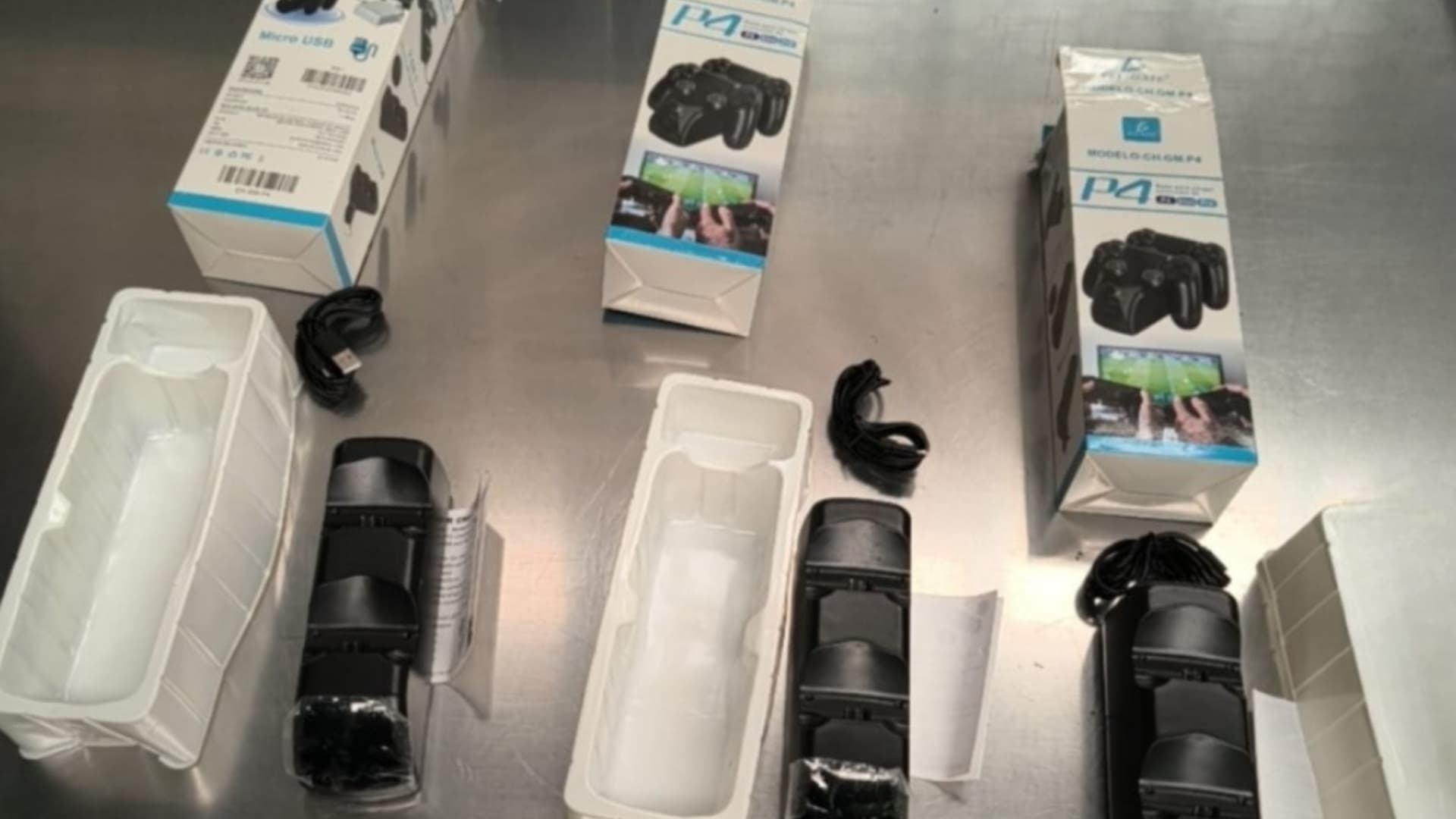 Detectan Metanfetamina Escondida Entre Controles de Videojuegos en Aeropuerto de CDMX