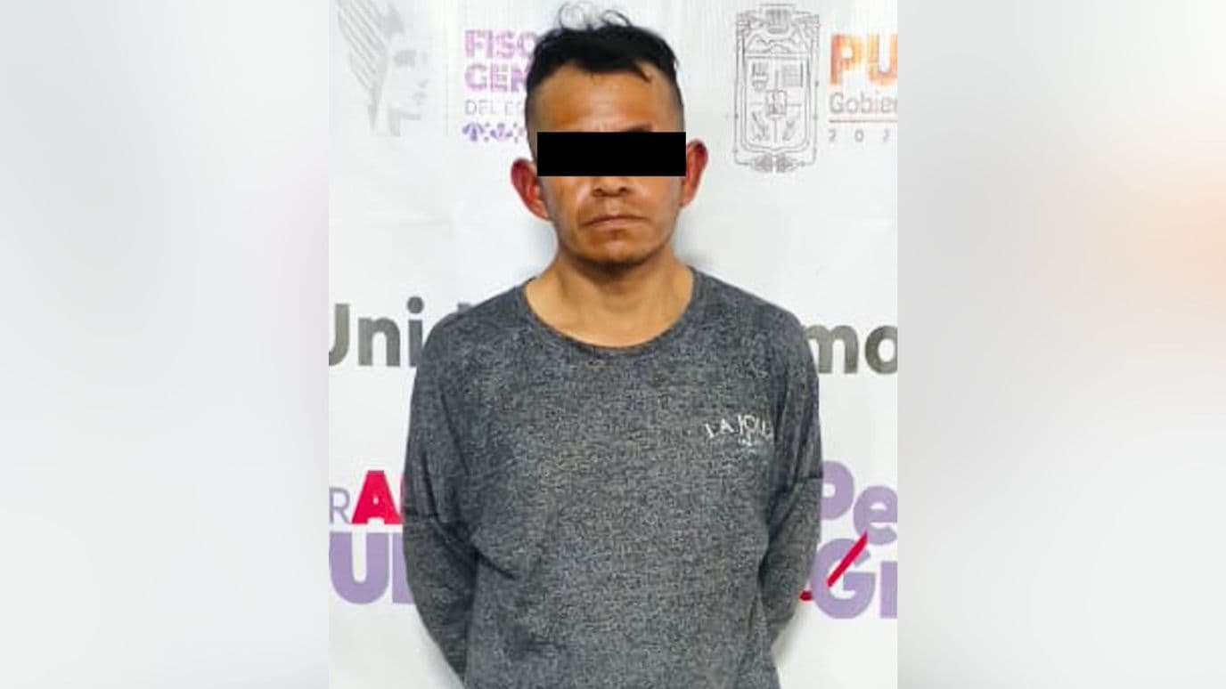 Detienen a Dos Sujetos por Presunta Posesión Ilegal de Arma de Fuego en Puebla