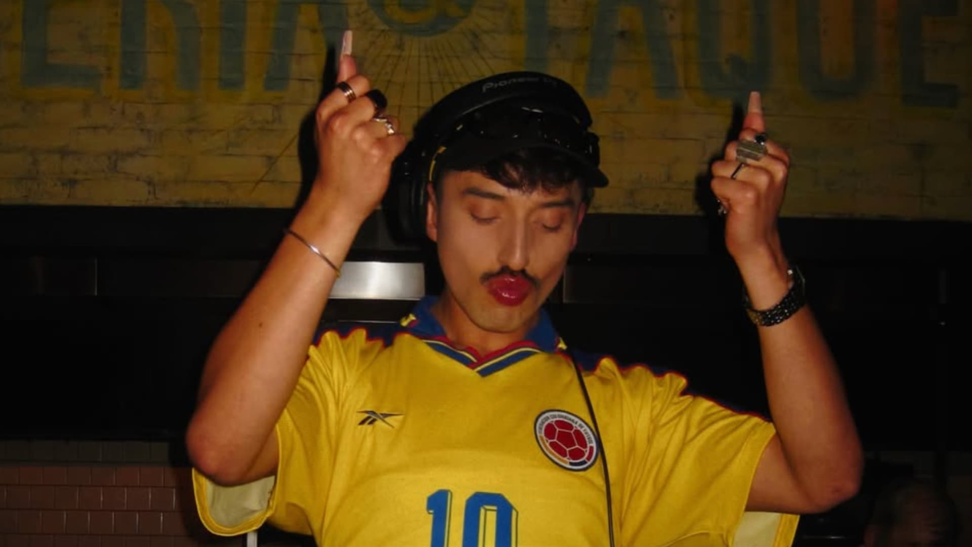 dj-tunjo-detenido-ice-gira-karol-g