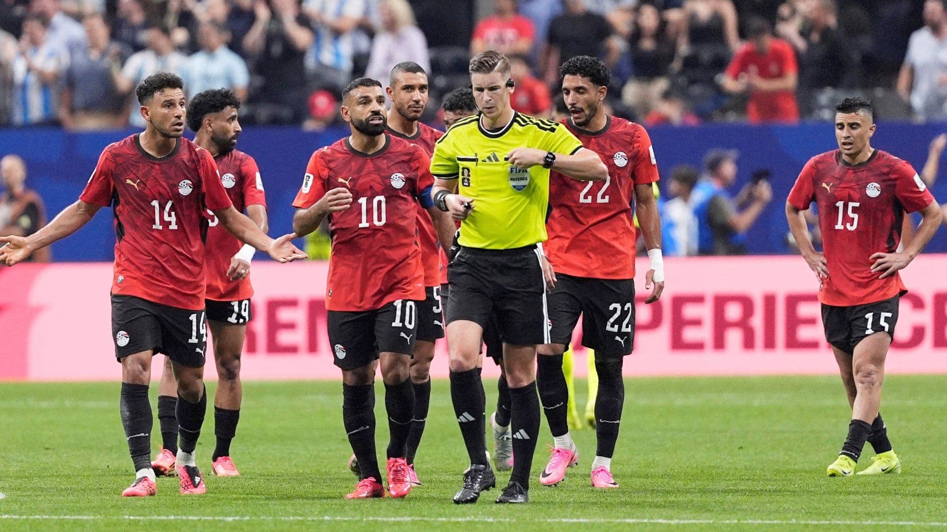 Egipto Presentó Queja Formal ante FIFA por Arbitraje del Partido vs Argentina: ¿Qué Denunció?