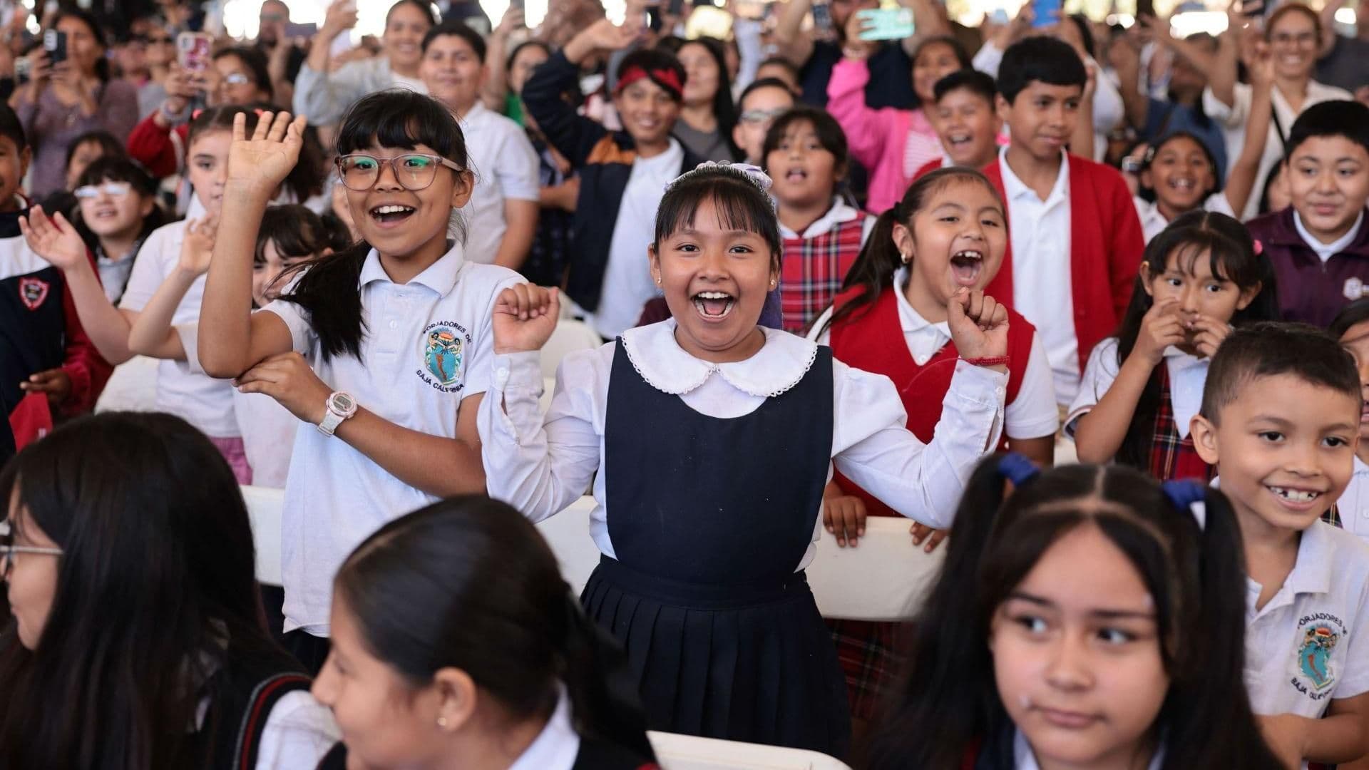 ¿En Qué Escuelas Entregan la Tarjeta Beca Rita Cetina Mañana 13 de Julio 2026? Lista
