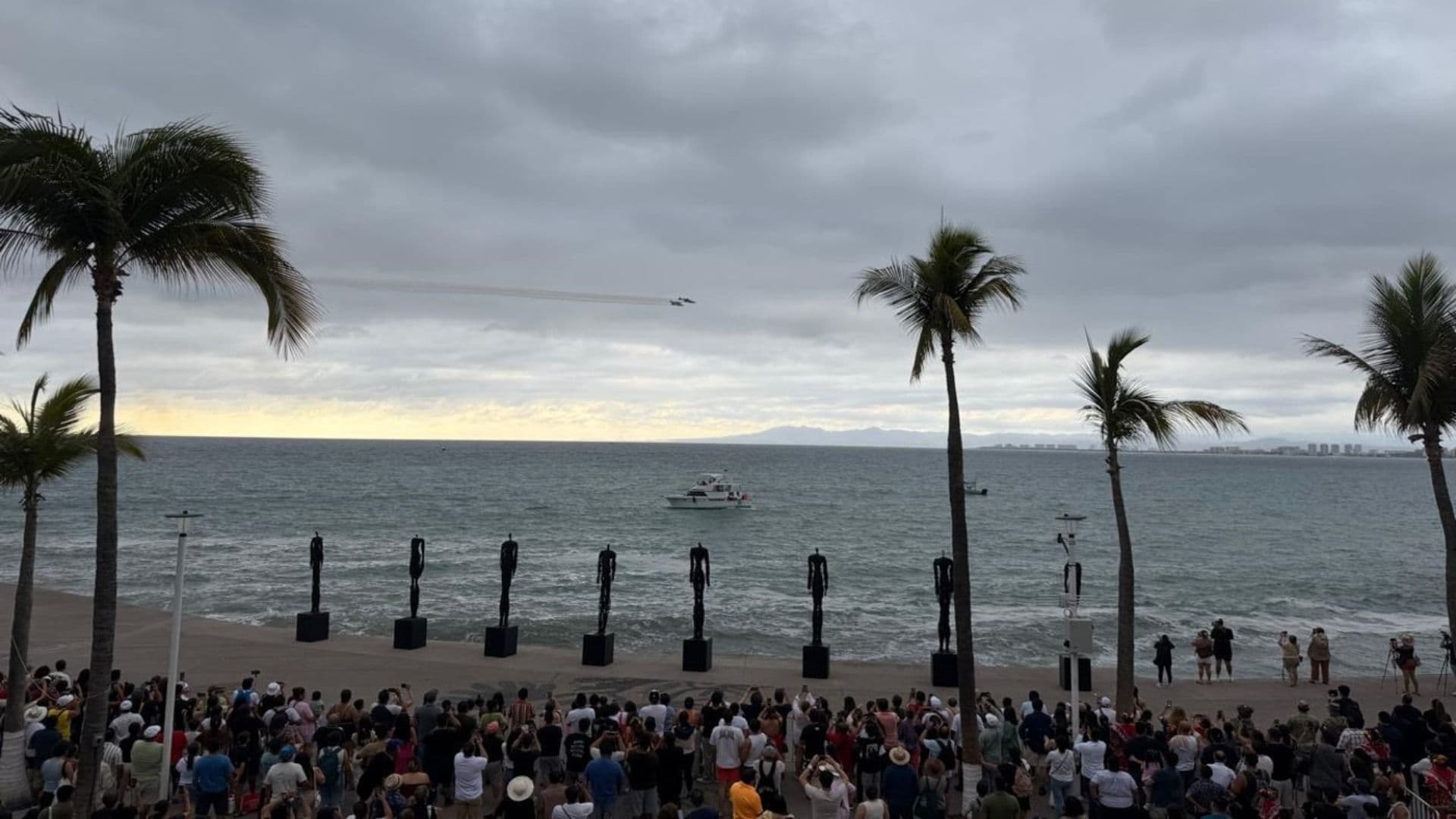 Así Fue la Exhibición Acrobática Águilas Aztecas de la Fuerza Aérea Mexicana en Jalisco