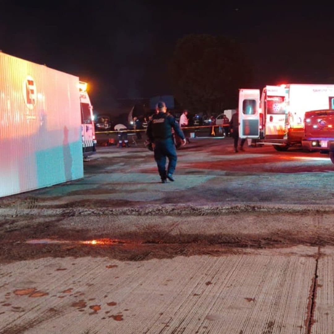 Vehículo Explota en San Pedro Tlaquepaque; Registran Víctimas Mortales