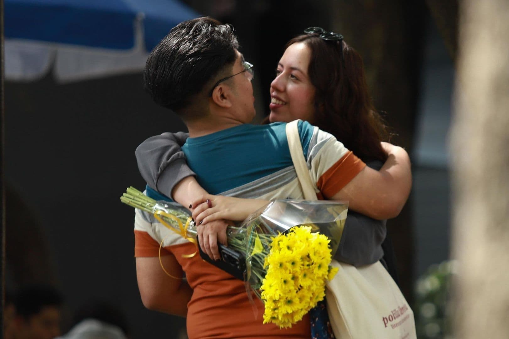 Flores Amarillas Disparan 80% sus Ventas en Jamaica: Cuestan hasta 3 mil 500 Pesos