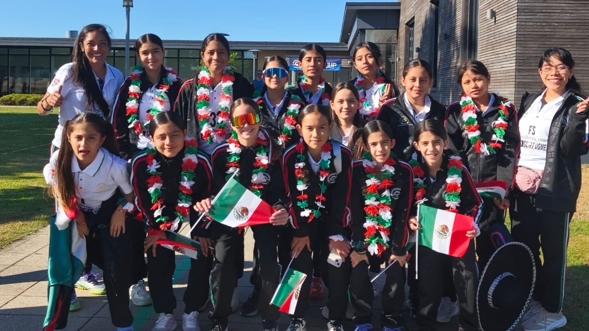 Jóvenes Veracruzanas Obtienen Medalla en Torneo de Futbol Femenil Realizado en Dinamarca