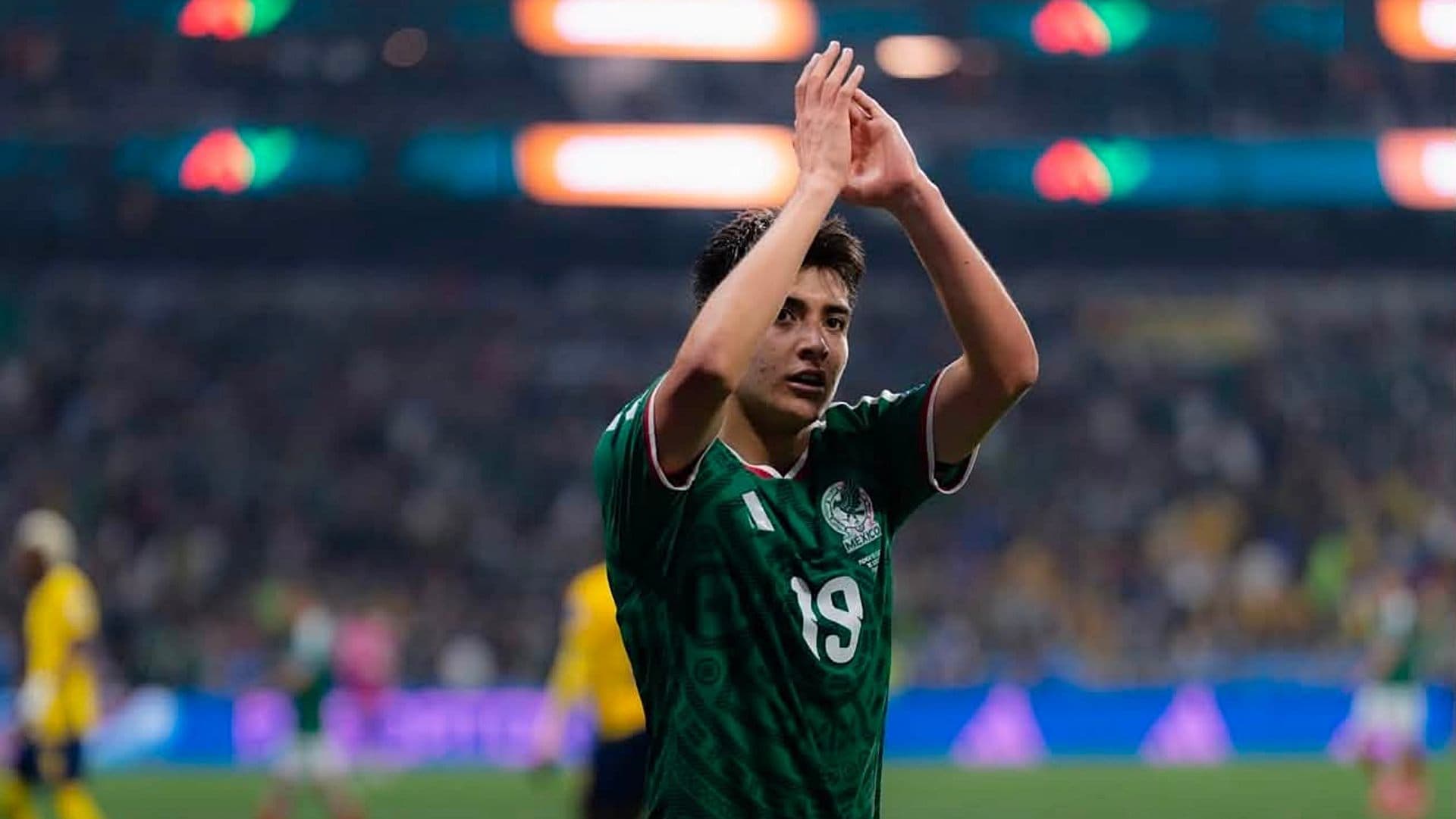 “Sin Palabras”, el Emotivo Mensaje de Gilberto Mora por “Mi Primera Copa del Mundo”