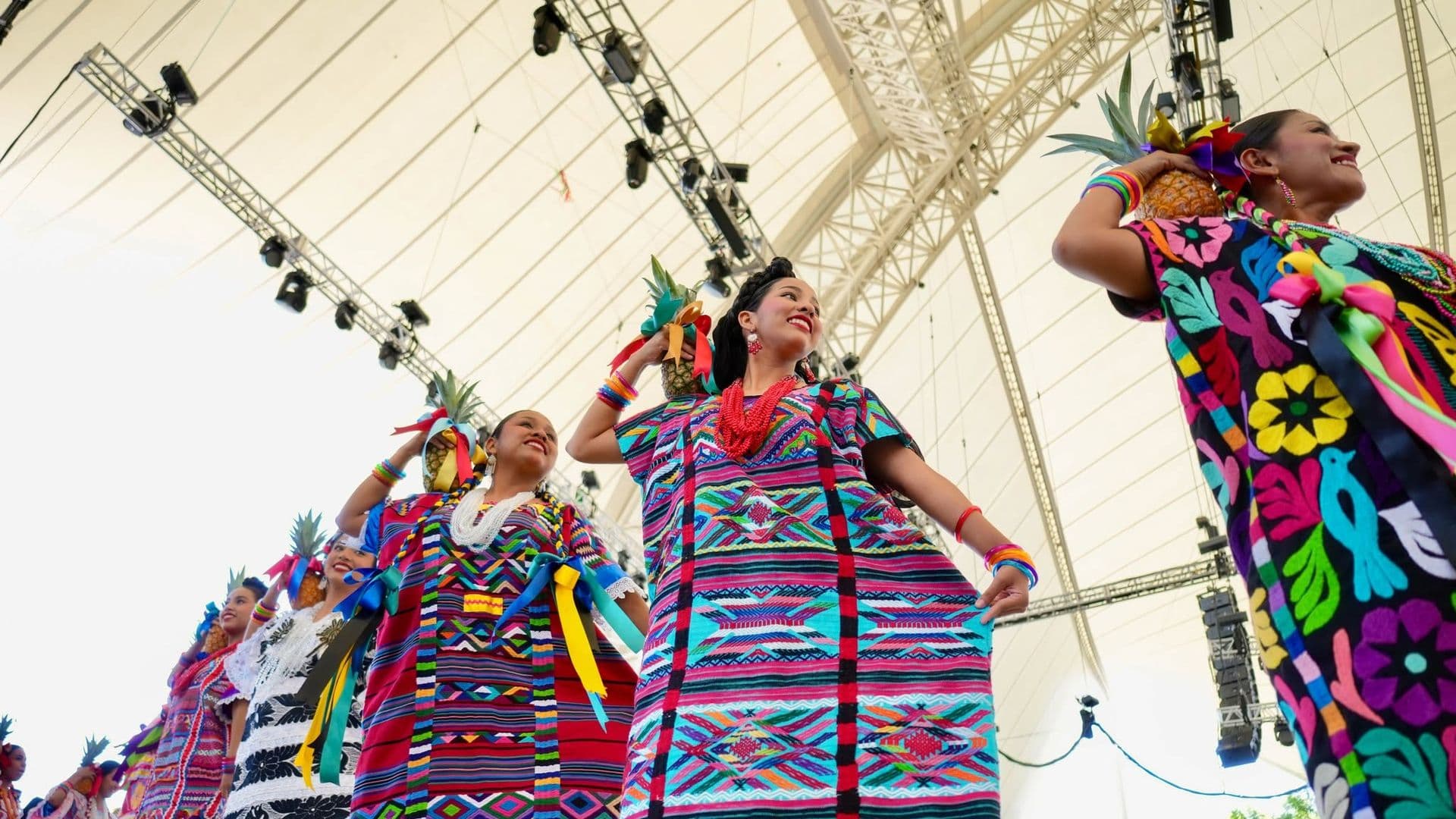 ¿Dónde Ver La Guelaguetza 2026 En Vivo? Programa de Actividades del 20-27 de Julio y Cuánto Dura