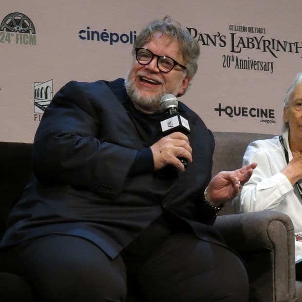 Guillermo del Toro Habla en Entrevista sobre sus Monstruos y Cómo Inició en la TV
