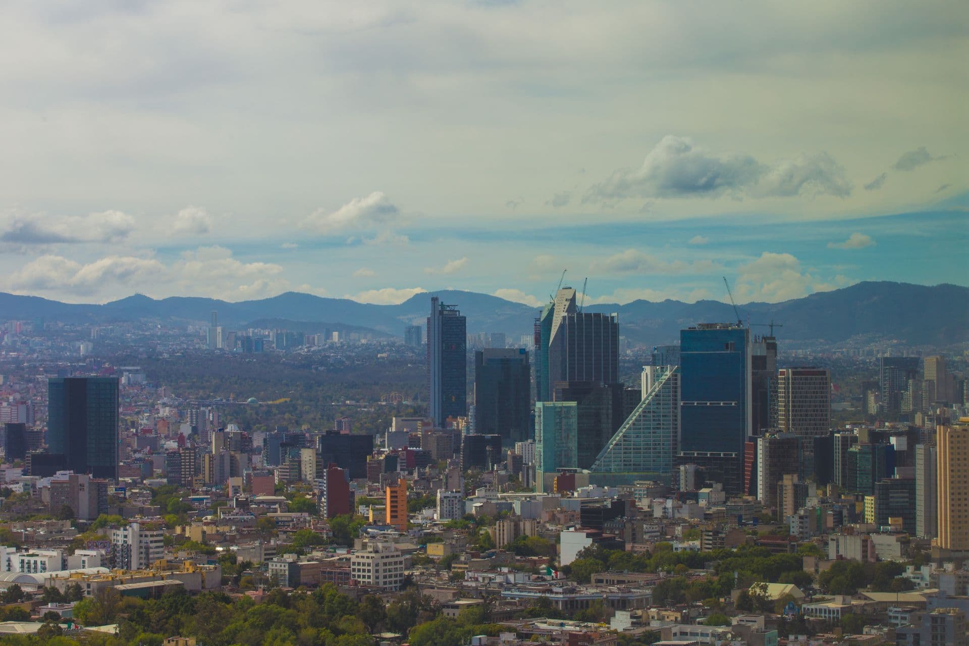 Vientos de 50 a 59 km/h Ponen en Alerta a Siete Alcaldías de la Ciudad de México