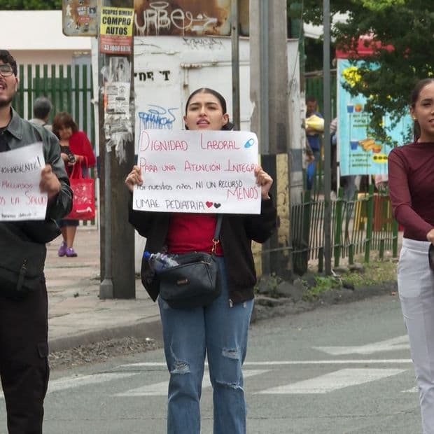 Enfermeros del IMSS en Jalisco Compran Insumos Médicos con su Sueldo